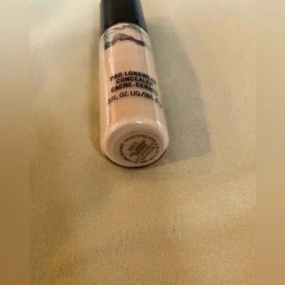 Mac Pro longwear concealer 80% full